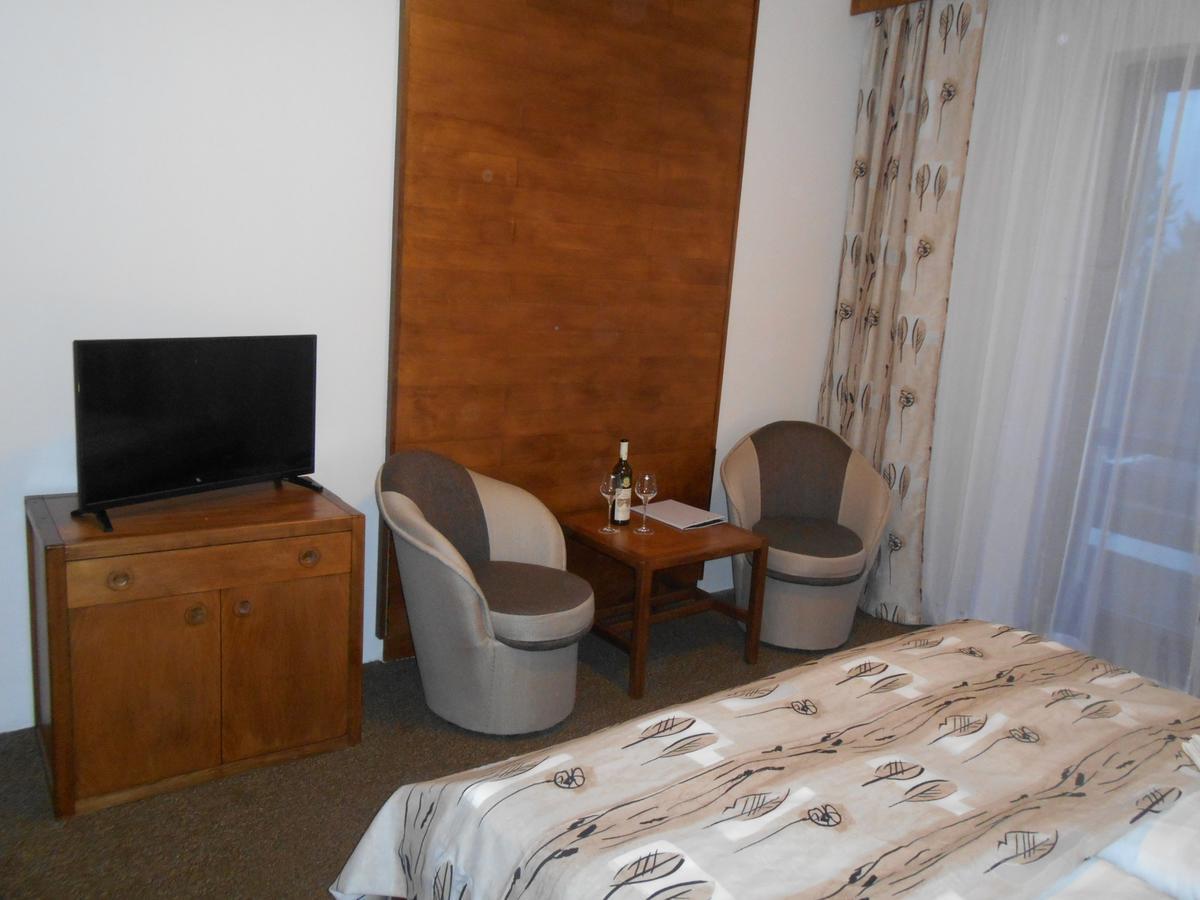 Hotel Bítov Eksteriør billede