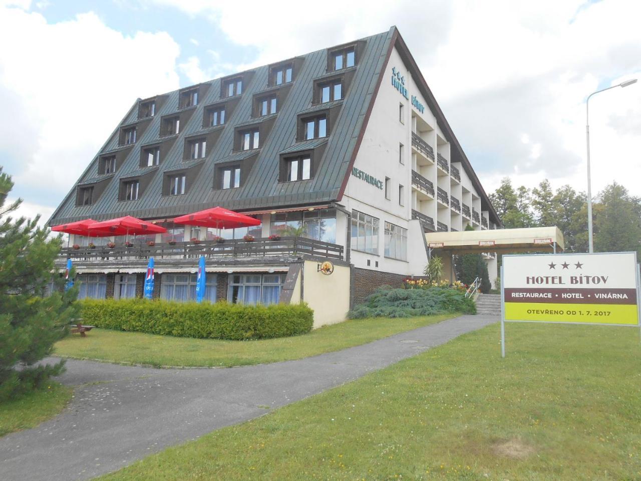 Hotel Bítov Eksteriør billede
